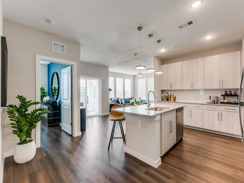 Cedar Heights apartments in Austin TX, photo 1