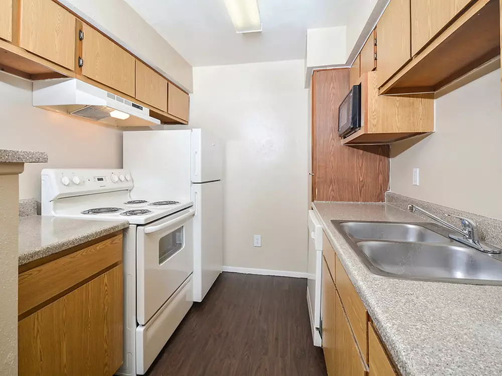 Cricket Hollow apartments in Austin TX, photo 1