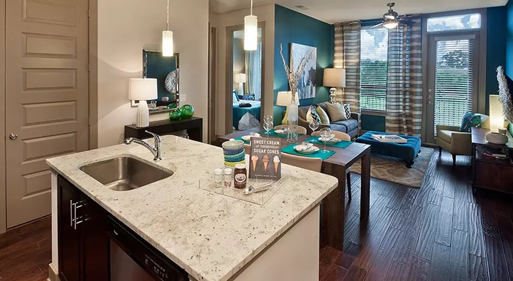 Echo at Ellwood at Lake Travis apartments in Austin TX