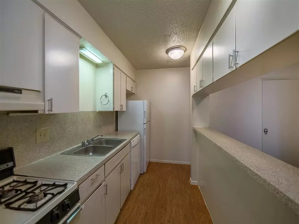 Forest Creek Village apartments in Austin TX, photo 1