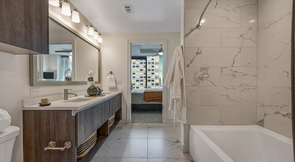 Hanover Brazos Street apartments in Austin TX, photo 5