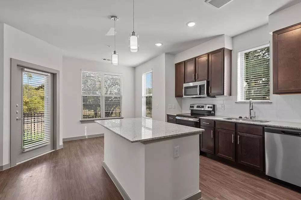 Opal Point at Kyle apartments in Austin TX, photo 1
