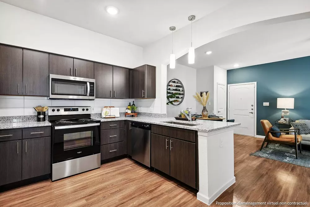 Pioneer Hill apartments in Austin TX, photo 1
