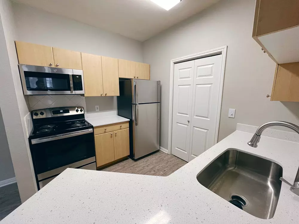 SoCo on The Lake apartments in Austin TX, photo 1
