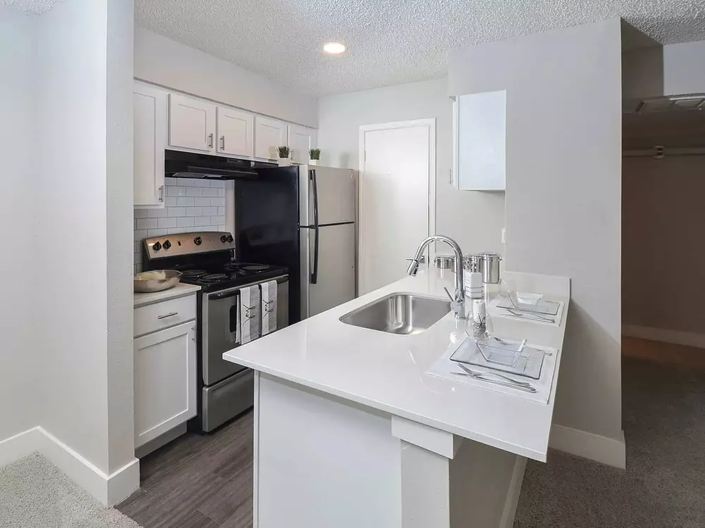 Stoney Ridge apartments in Austin TX, photo 1