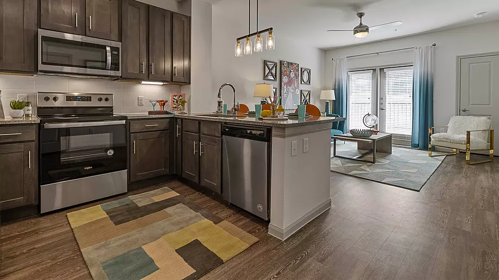 The Mont apartments in Austin TX, photo 1